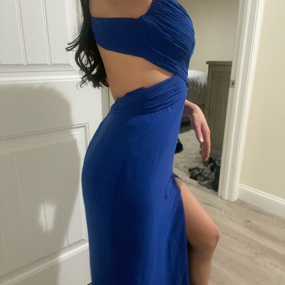 NWT ROYAL BLUE GOWN SIZE 2 will fit a 00-0 & 2 - Picture 9 of 13